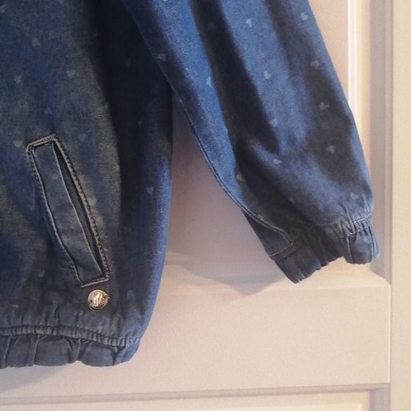 Girl's Lightweight Denim Jacket Size 6 - Picture 5 of 10